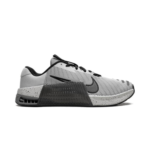 NK Metcon 9 Light Iron Ore Flat Pewter