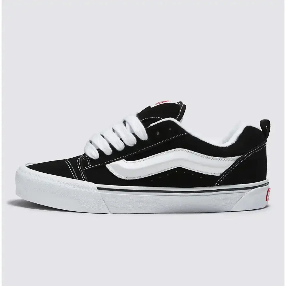 VNS Knu Skool Black White