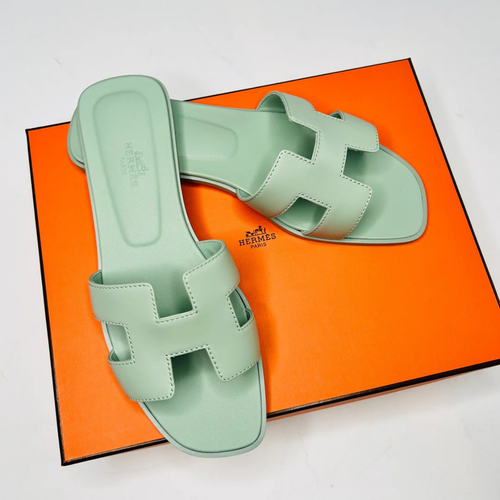 HERMÈS ORAN SANDALS VERT D’EAU