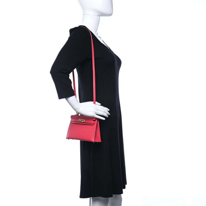 HERMÈS KELLY 20 BAG WITH GOLD HARDWARE IN PINK