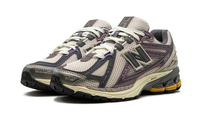 NB 1906R "LICORICE"