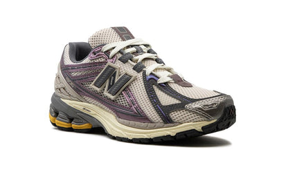 NB 1906R "LICORICE"