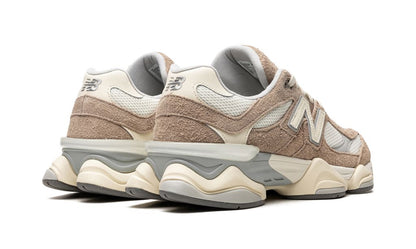 NB 9060 Driftwood Stone Pink Sea Salt