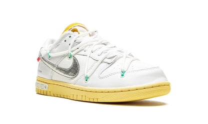 NK Dunk Low Off White Lot 01:50