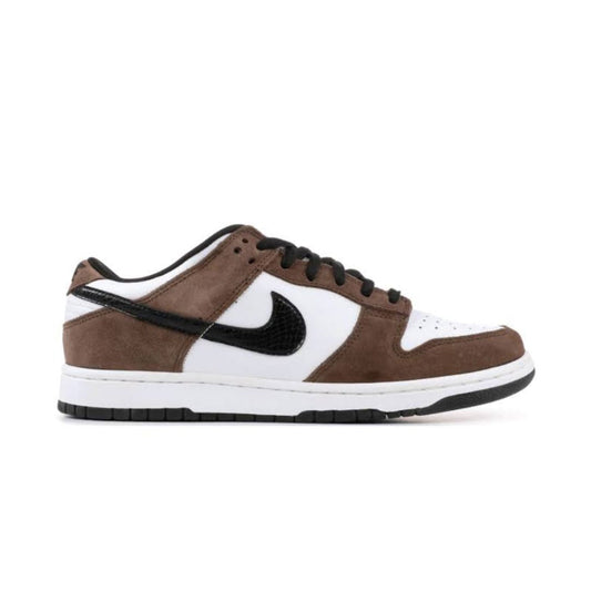 NK SB Dunk Low White Black Trail End Brown